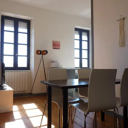 Cosy Et Lumineux A Charente *